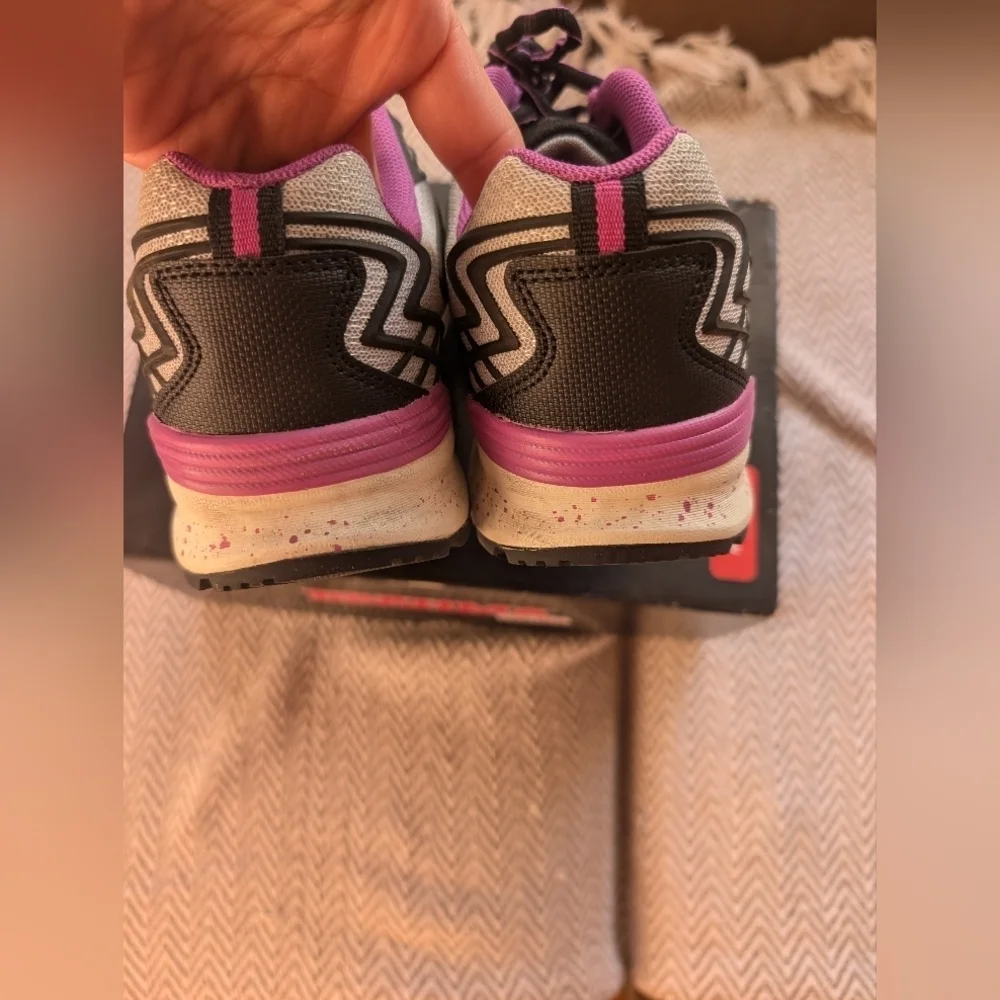 Brahma Women's Black and Purple Athletic Shoes